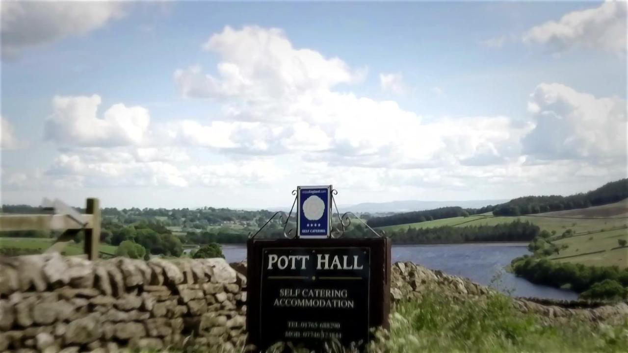 Pott Hall Masham Eksteriør bilde